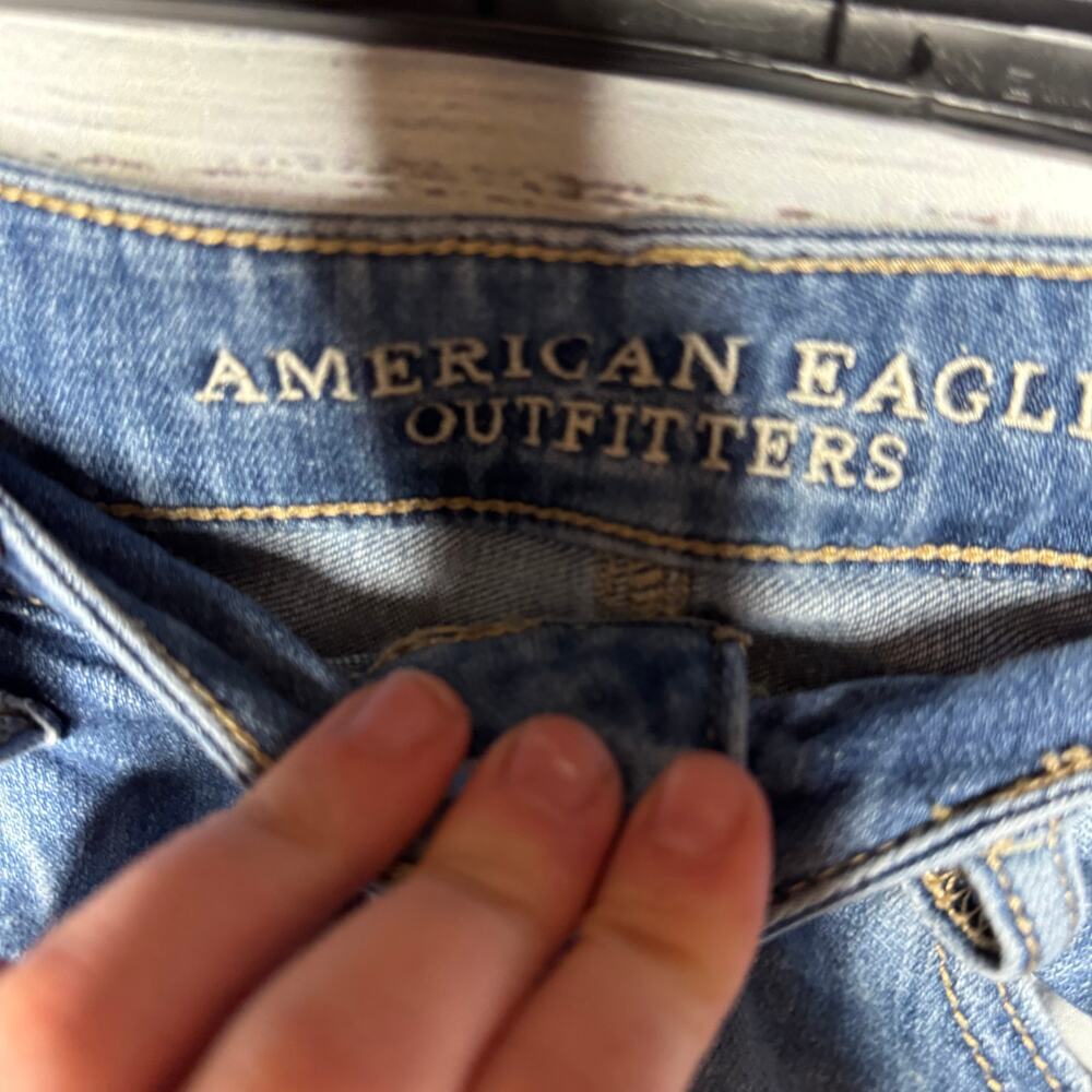 American Eagle AE Tom Girl Distressed Jeans 00 - Picture 2 of 3